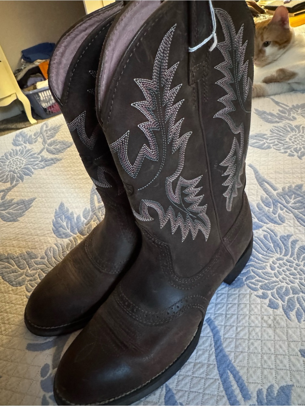 Ariat Dark Brown Women's Embroidered Heeled Western Boots